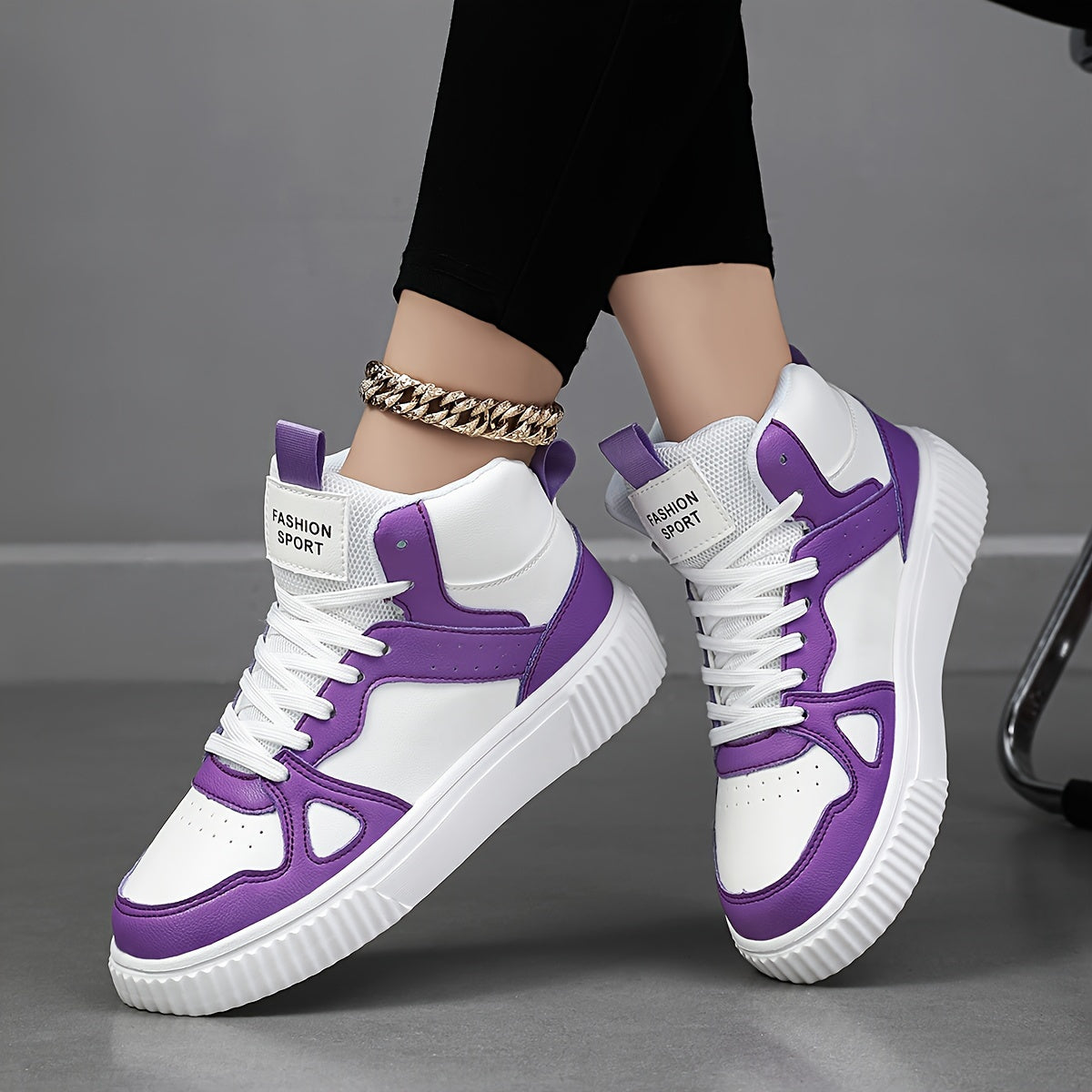 Comfortable Women's Colorblock Sneakers for Casual Walking and Versatile Style