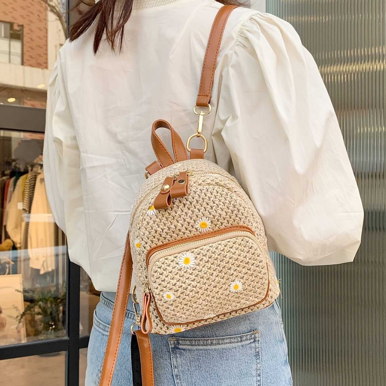 Daisy Embroidery Small Backpack, Straw Woven Storage Daypack Summer Vacation Backpack